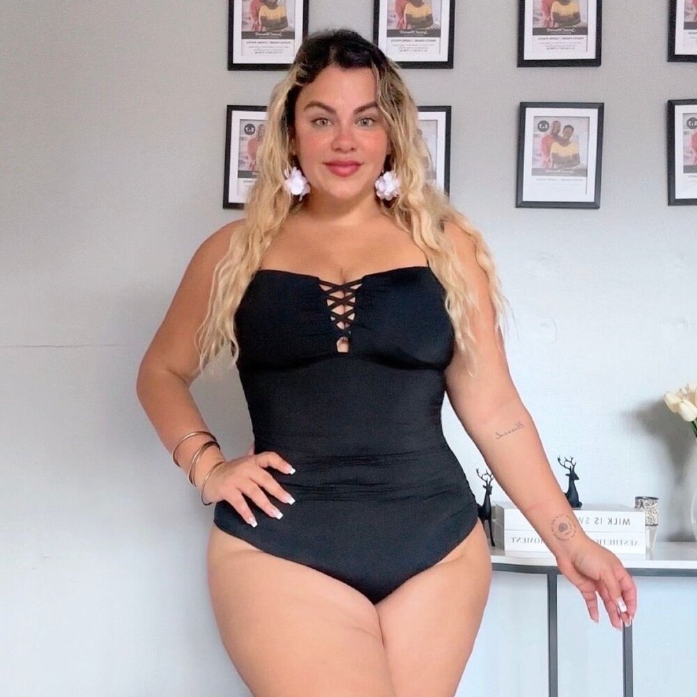 BLACK Lattice Ruched Wireless One-Piece Swimsuit Plus Size Tummy Control